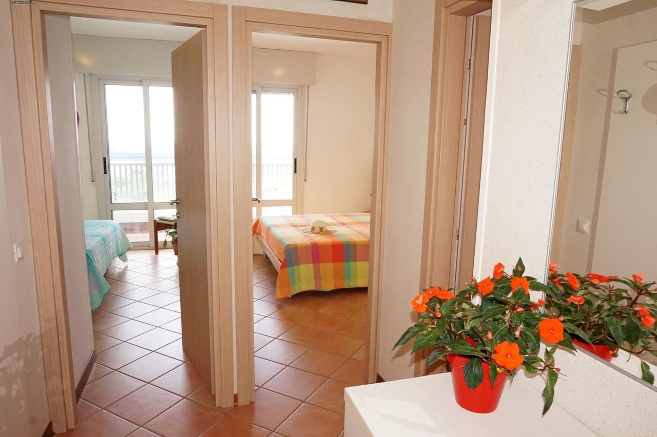 Colorado Lignano Apartment Lignano Sabbiadoro Ngoại thất bức ảnh